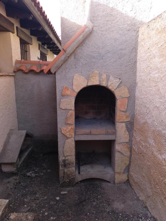 Casa Rural Amador Villarroya de los Pinares Екстериор снимка