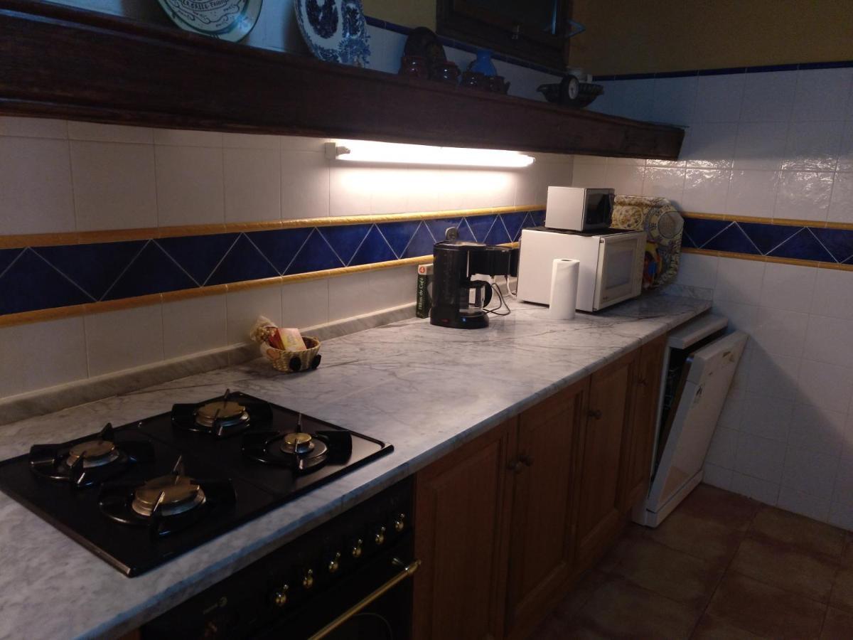 Casa Rural Amador Villarroya de los Pinares Екстериор снимка
